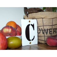 Huisnummer industrieel wit 8x12