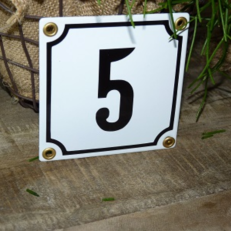 Huisnummer wit 10x10