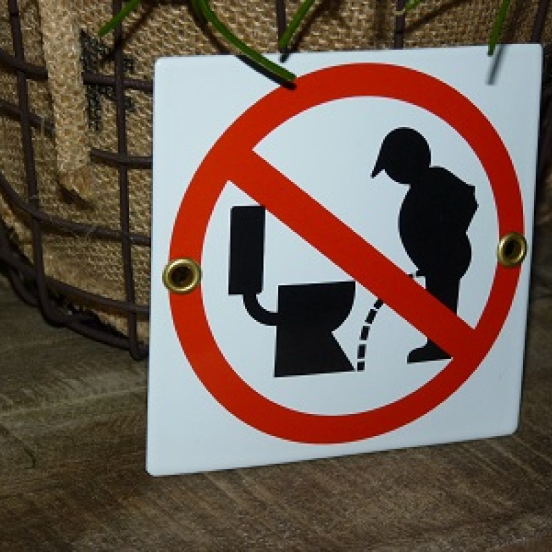 Emaille verbodsbod pictogram 'verboden naast de pot te plassen'