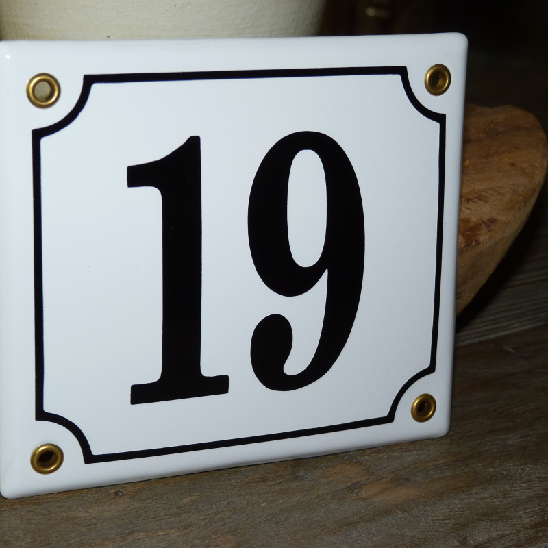 Huisnummer 19 (14.5x12,5)
