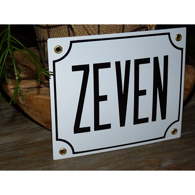 Huisnummerbord 18x15 nummers in letters 'ZEVEN' Huisnummerbord 18x15 nummers in letters 'ZEVEN'