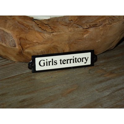 Emaille deurbordje recht 'Girls territory' Emaille deurbordje recht 'Girls territory'